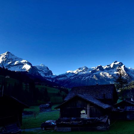 Beautiful Apartment With Stunning View Gsteig Exteriör bild